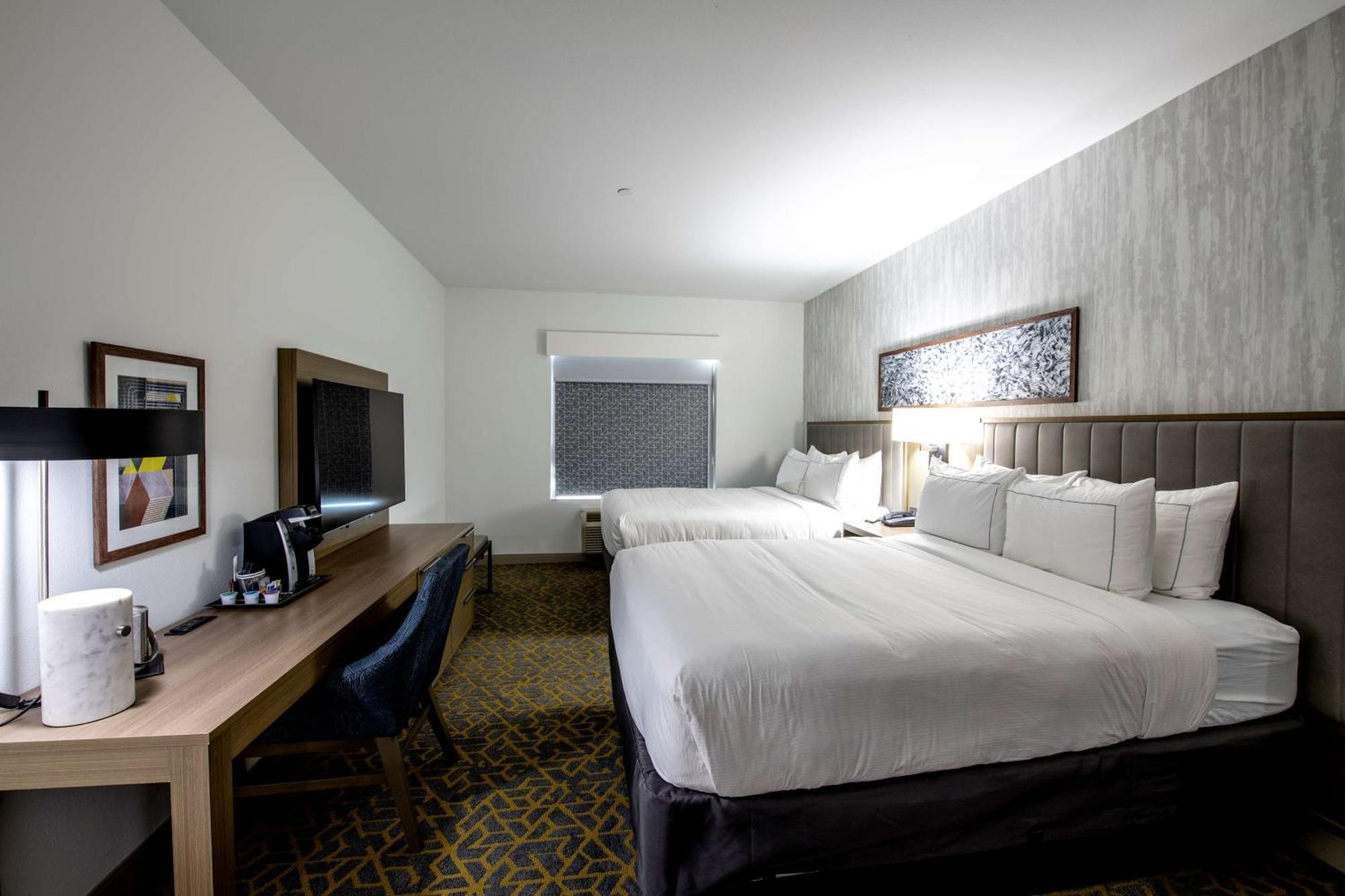 Doubletree Sulphur Lake Charles Exterior photo